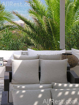 The Bay Hotel & Suites 12
